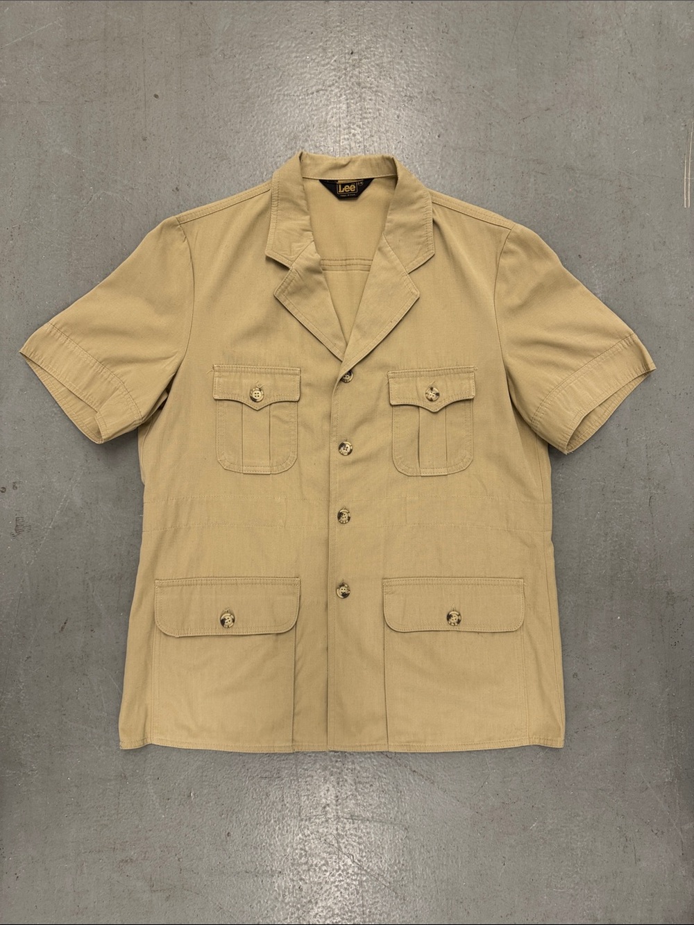 Vintage Lee Short-Sleeve Safari/Field Jacket in Tan Men’s L - Made In USA